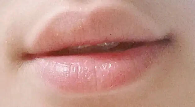 언니의파우치 리뷰 이미지 6 - [워터 슬라이딩 틴트 11 스파클링코랄]