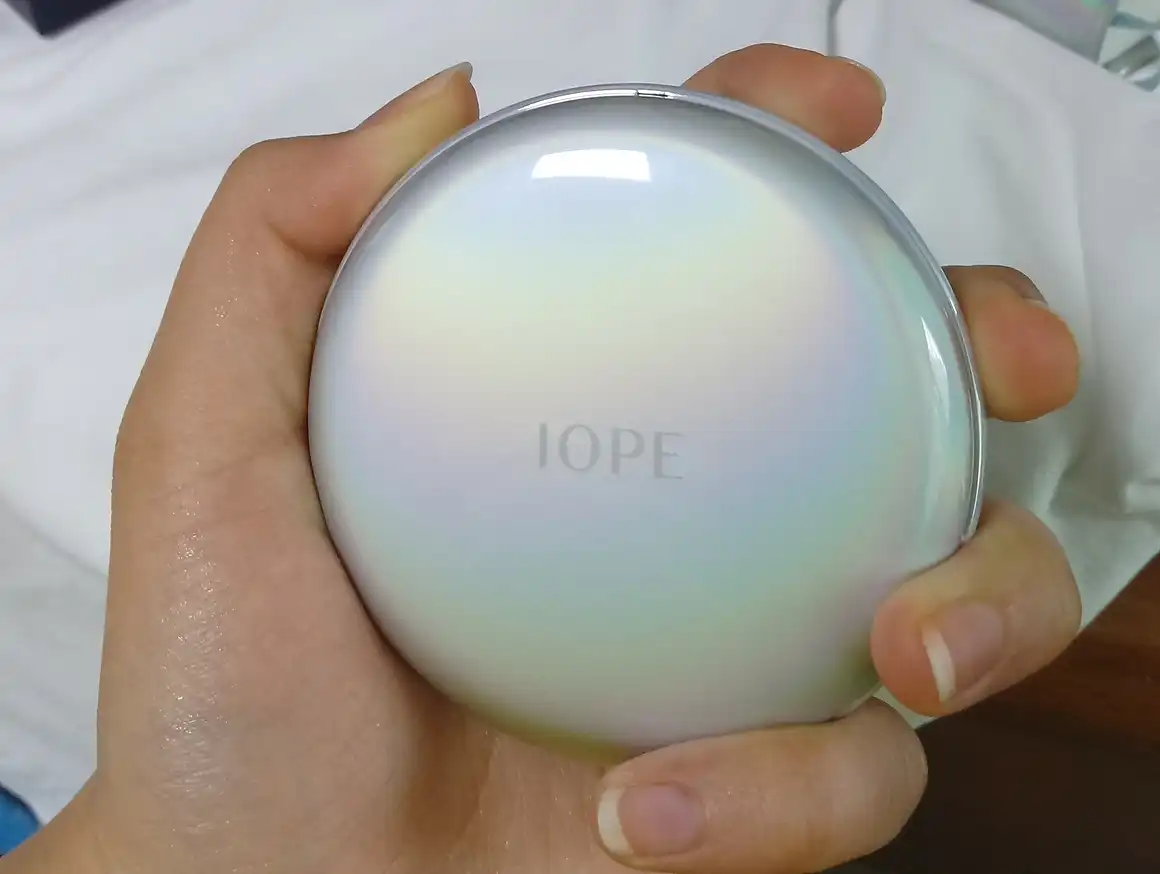 언니의파우치 리뷰 이미지 10 - [에어쿠션 내추럴 [21C 쿨 바닐라]]