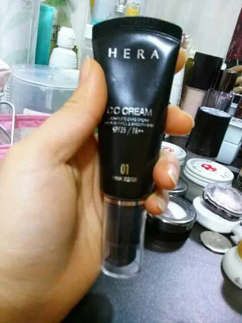 선택된 언니의파우치 리뷰 이미지 - [CC (Complete Care)크림 SPF35 PA++(2호 내추럴 베이지)]