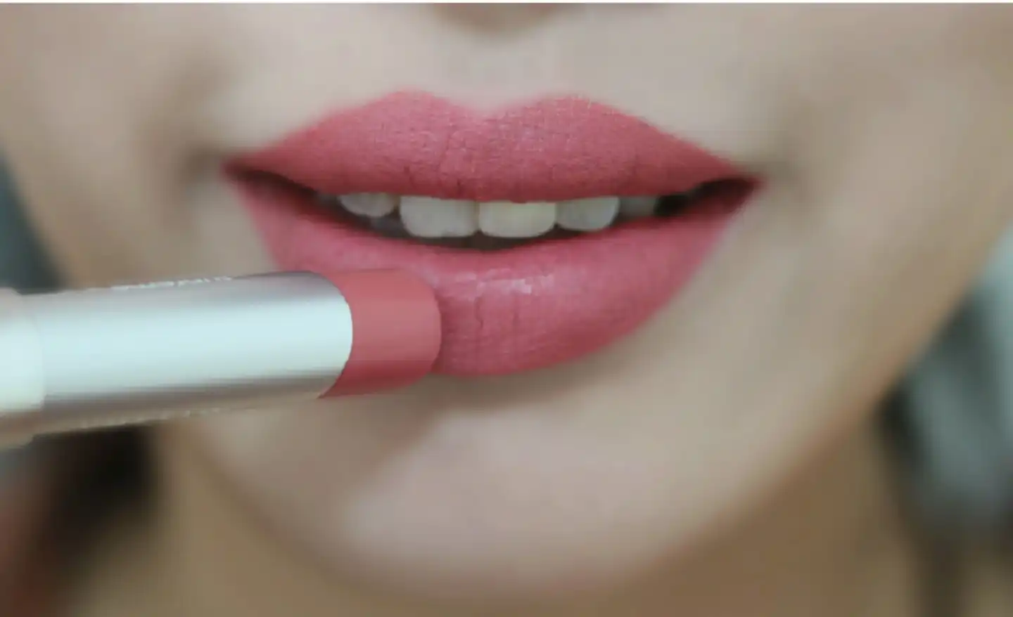 슈프림 매트 립루즈 [티아나 블루스]