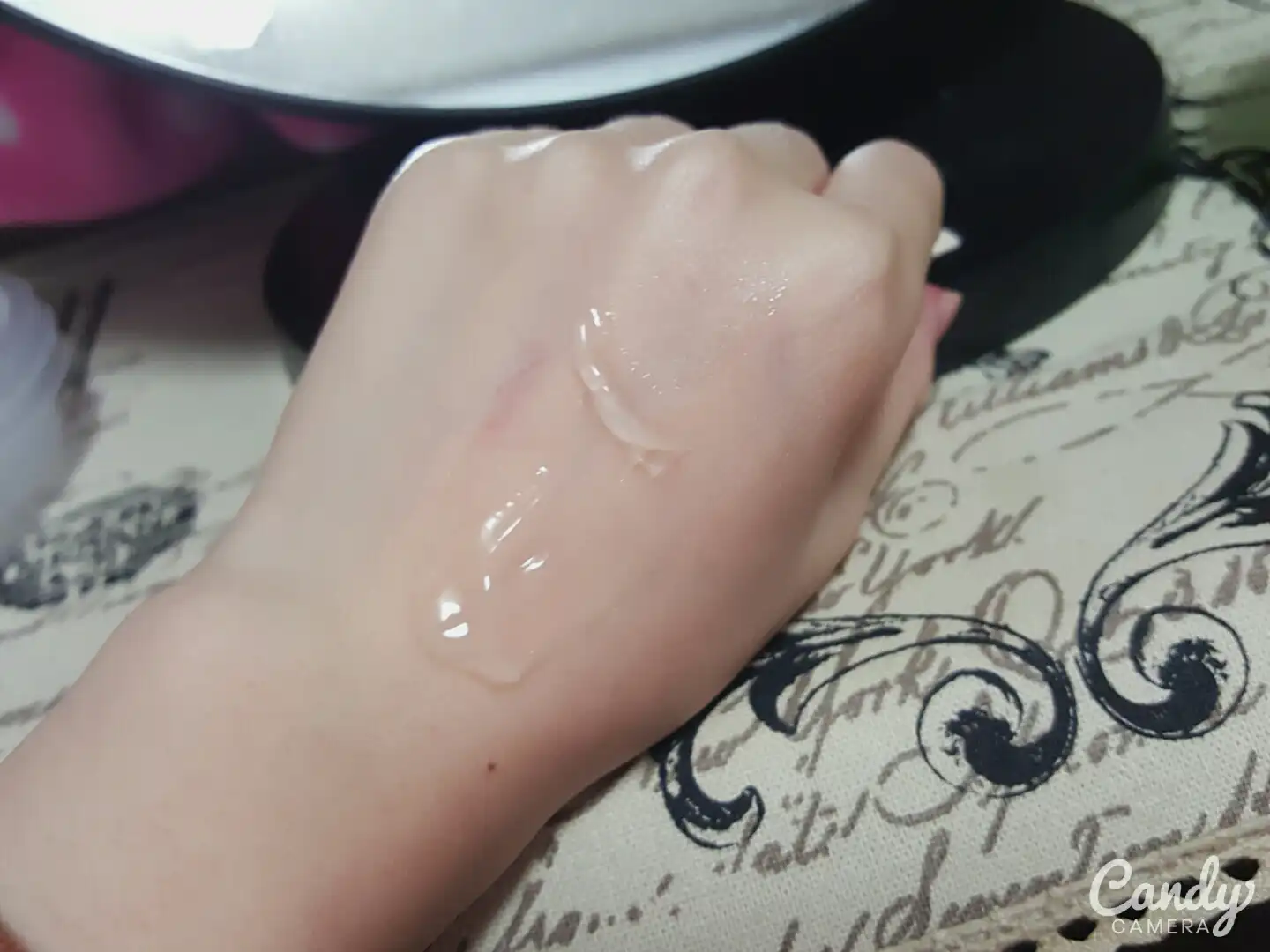 언니의파우치 리뷰 이미지 4 - [수딩 앤 모이스처 알로에베라 92% 수딩젤]