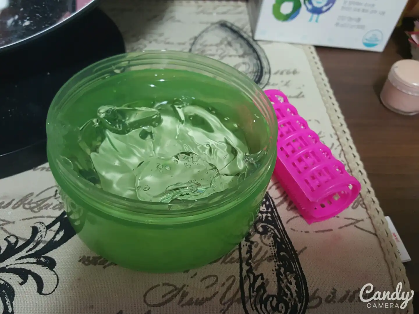 언니의파우치 리뷰 이미지 6 - [수딩 앤 모이스처 알로에베라 92% 수딩젤]