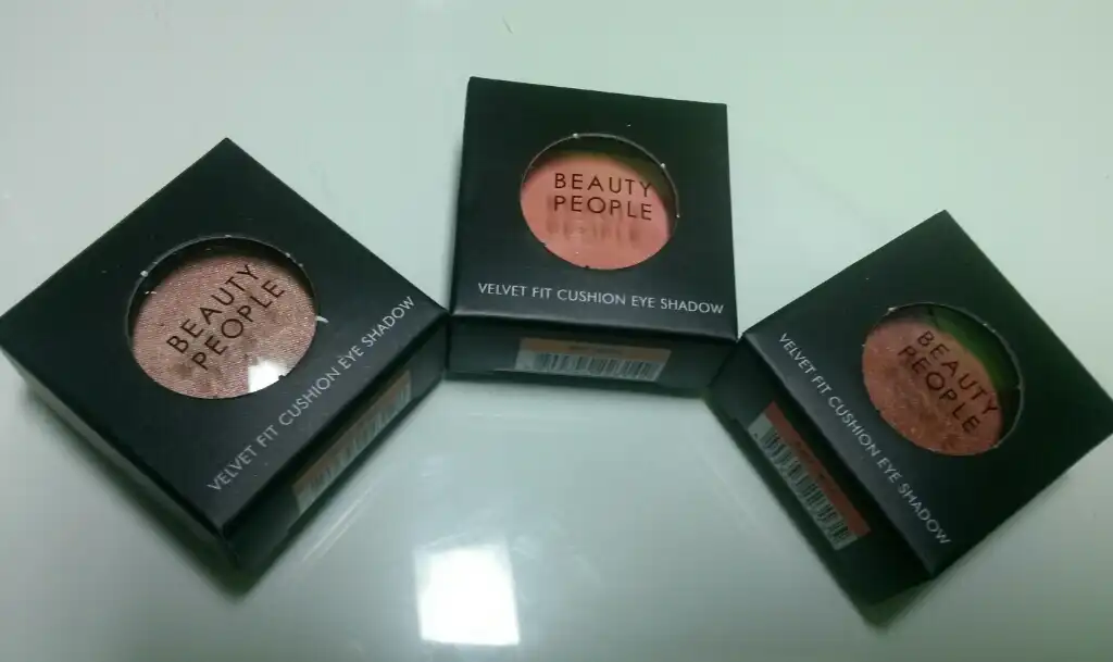 벨벳 핏 쿠션 섀도우(07 코코넛)