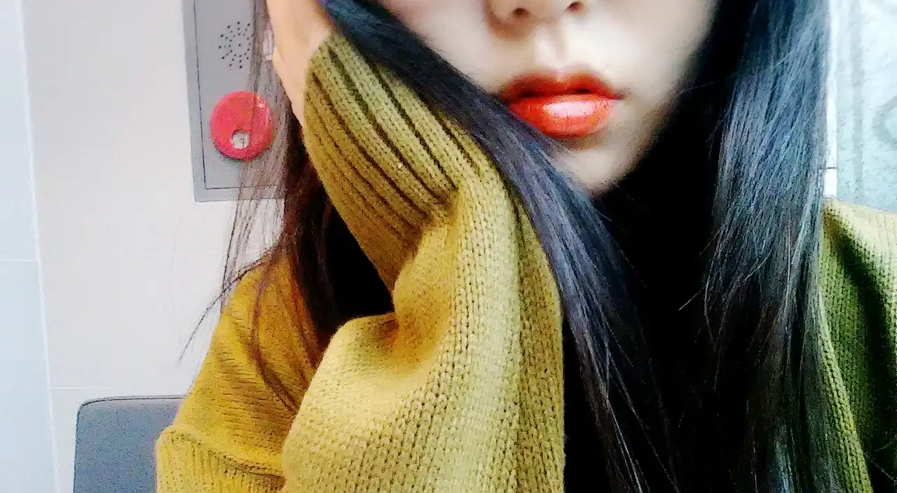 루쥬 뷔르 꾸뛰르 베르니 아 레브르(8)