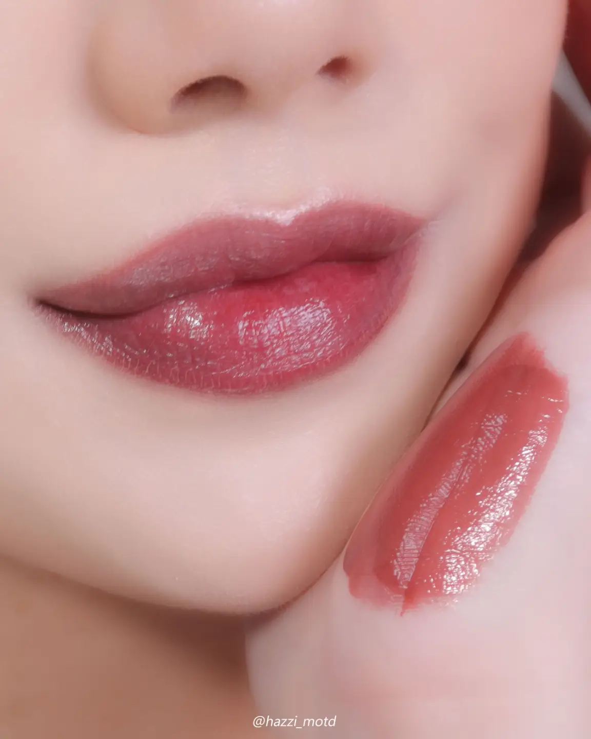 선택된 언니의파우치 리뷰 이미지 - [꾸뛰르 립틴트 샤인 [너티]]