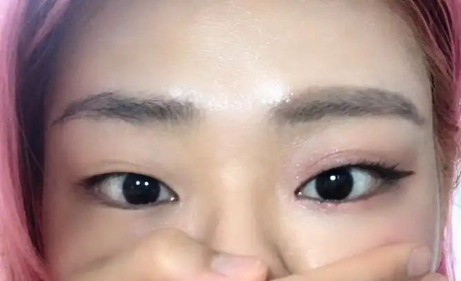 프레쉬 모이스춰 립앤아이 리무버