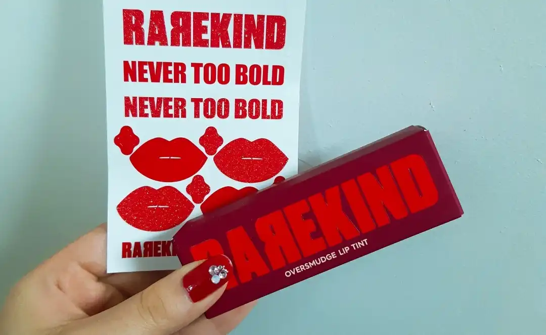 오버스머지 립 틴트 [플럼 샹그리아]