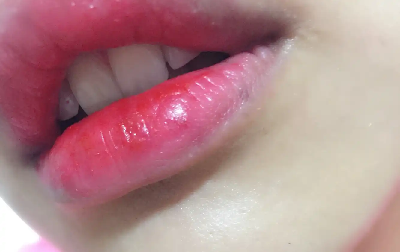 언니의파우치 리뷰 이미지 9 - [임프레션 립 벨벳 [402 레드가넷]]