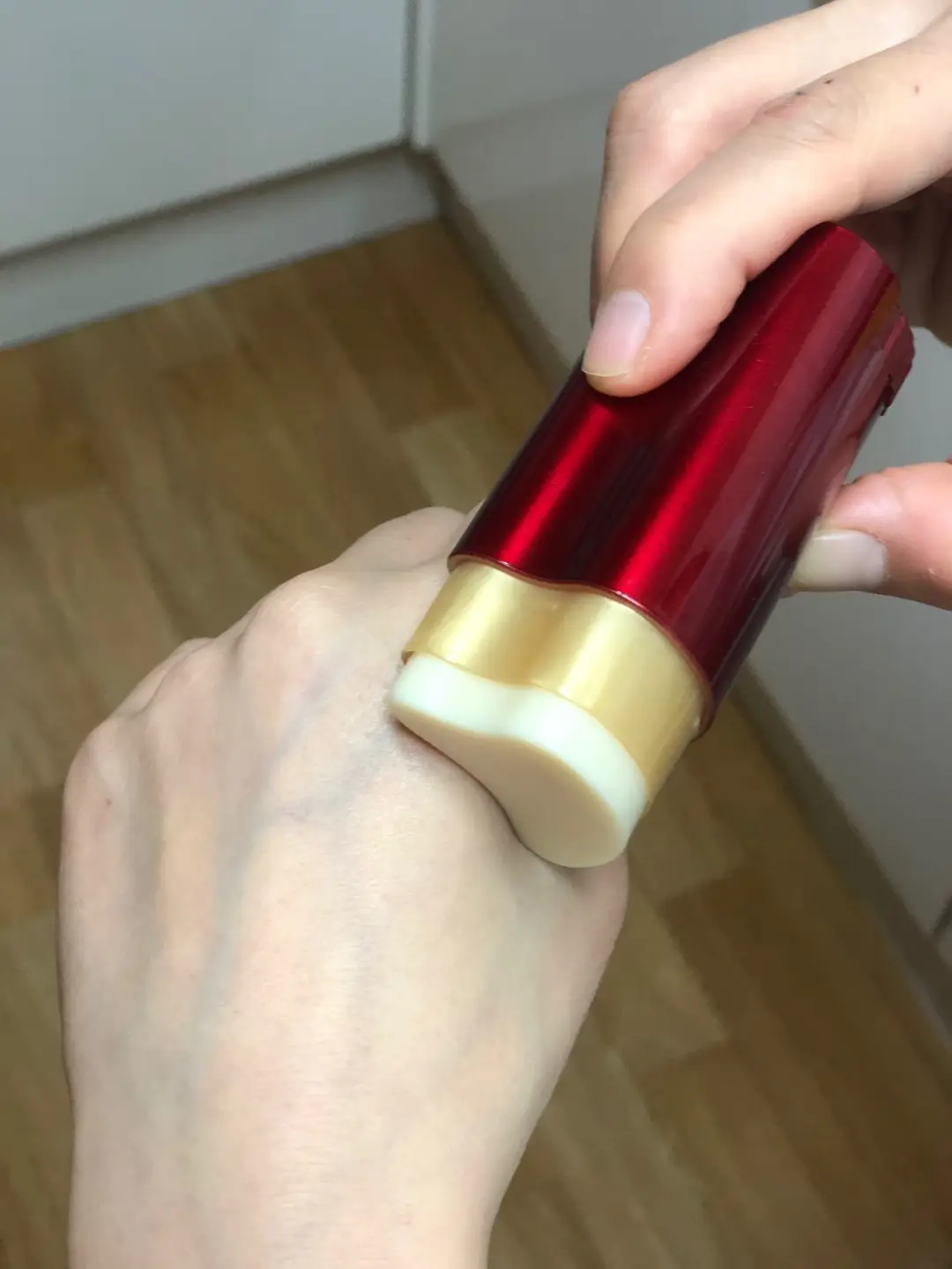 선택된 언니의파우치 리뷰 이미지 - [카사지 리프팅 스틱]