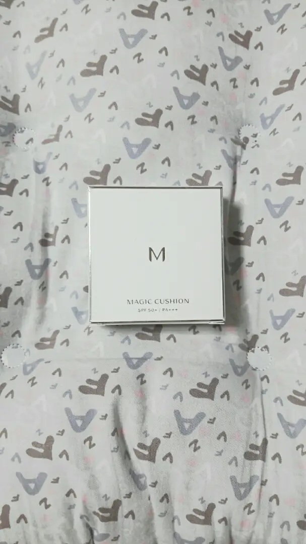 선택된 언니의파우치 리뷰 이미지 - [[M] 매직 쿠션 모이스처 SPF50+ PA+++ [21호]]