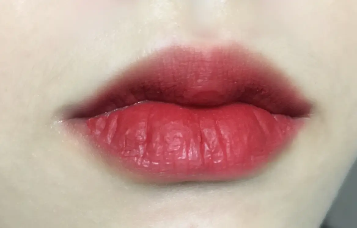 선택된 언니의파우치 리뷰 이미지 - [에어 핏 벨벳틴트 [A02 떨어지는 장미]]