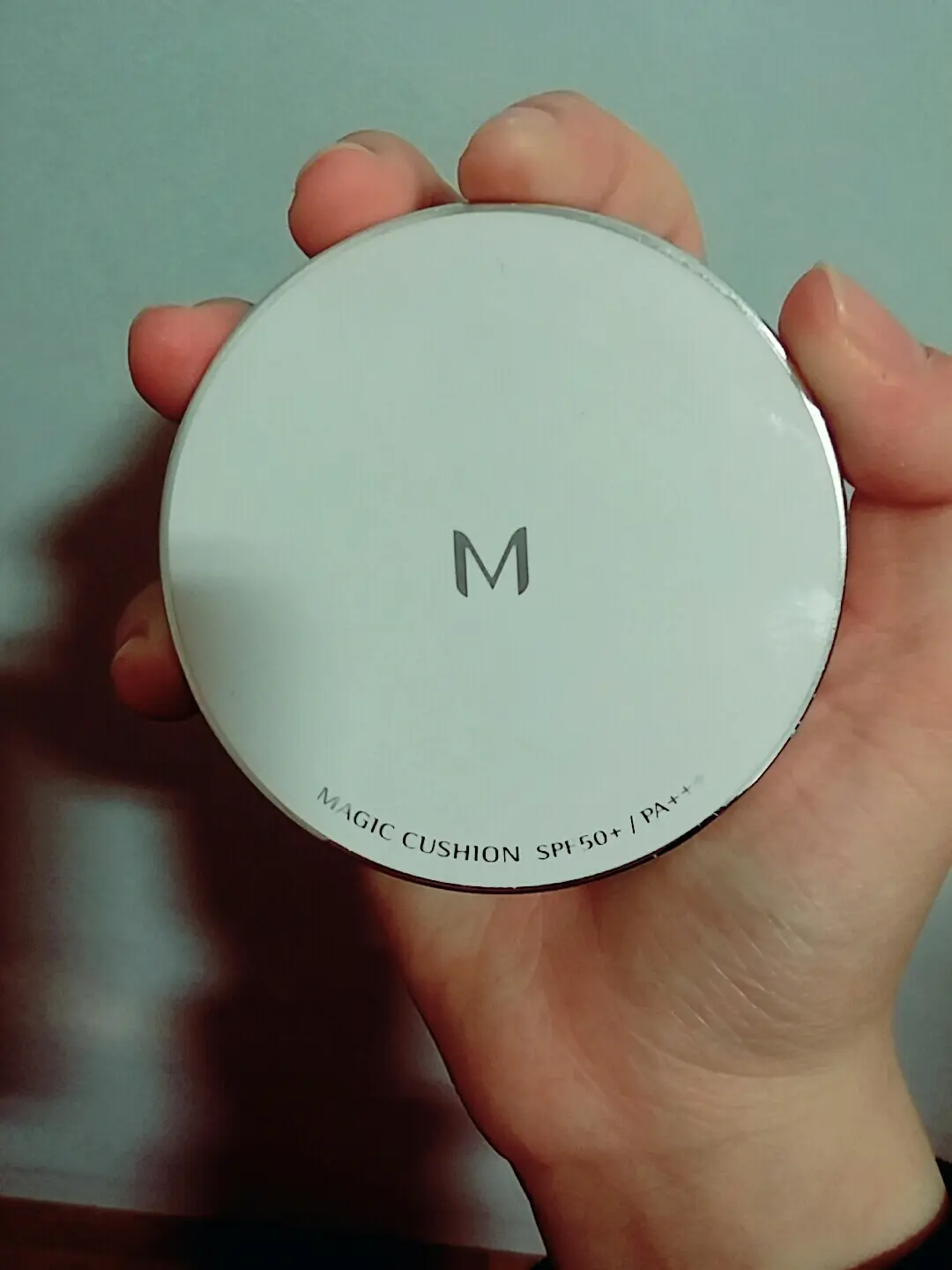 선택된 언니의파우치 리뷰 이미지 - [[M] 매직 쿠션 모이스처 SPF50+ PA+++ [21호]]