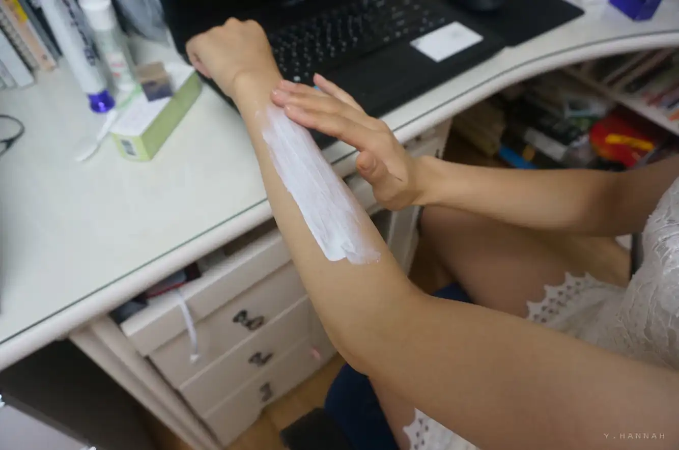 언니의파우치 리뷰 이미지 5 - [하이포알러제닉 선 플루이드]