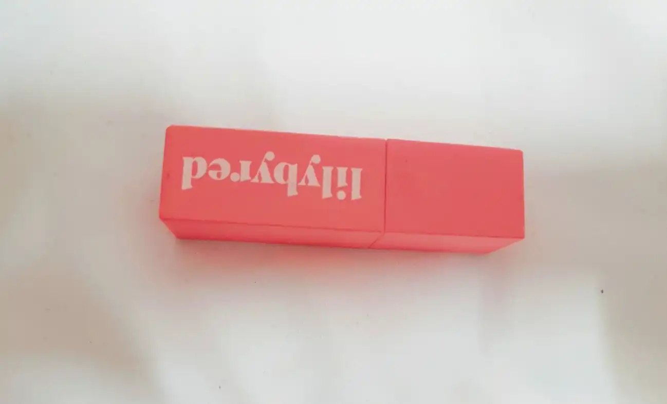 무드 라이어 벨벳 틴트 [01 순수한사과인척]