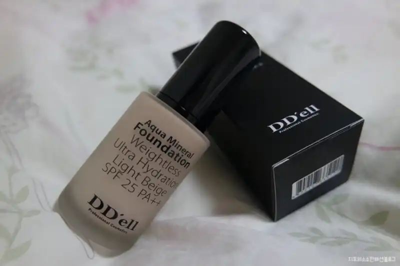 아쿠아 미네랄 파운데이션 (라이트베이지)