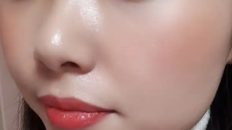 언니의파우치 리뷰 이미지 9 - [샘물 싱글 블러셔 [BE03 니트 베이지]]