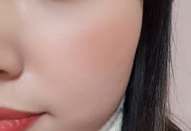 언니의파우치 리뷰 이미지 10 - [샘물 싱글 블러셔 [BE03 니트 베이지]]