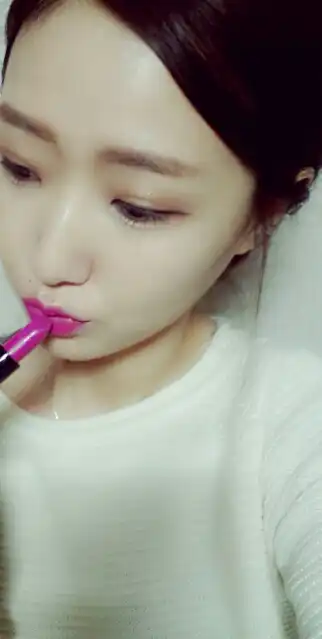 언니의파우치 리뷰 이미지 6 - [립스틱 노웨어  M (비바70)]