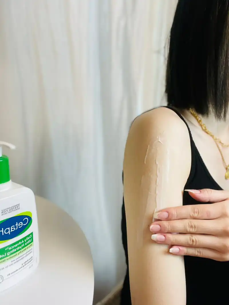 언니의파우치 리뷰 이미지 5 - [데일리 어드밴스 울트라 하이드레이팅 로션]