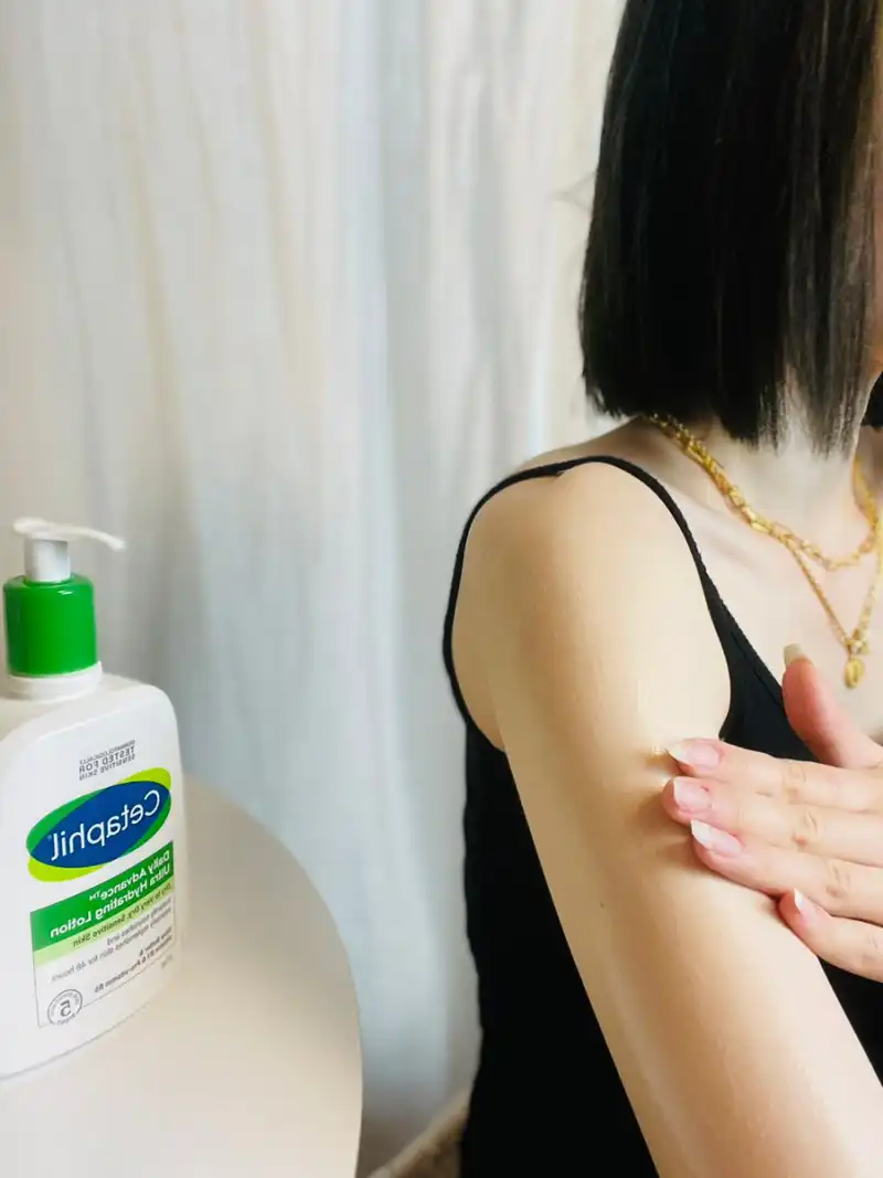 언니의파우치 리뷰 이미지 6 - [데일리 어드밴스 울트라 하이드레이팅 로션]