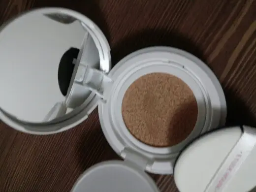 선택된 언니의파우치 리뷰 이미지 - [진주알 맑은 애니 쿠션 SPF50+/PA+++ (W13 내추럴 베이지)]