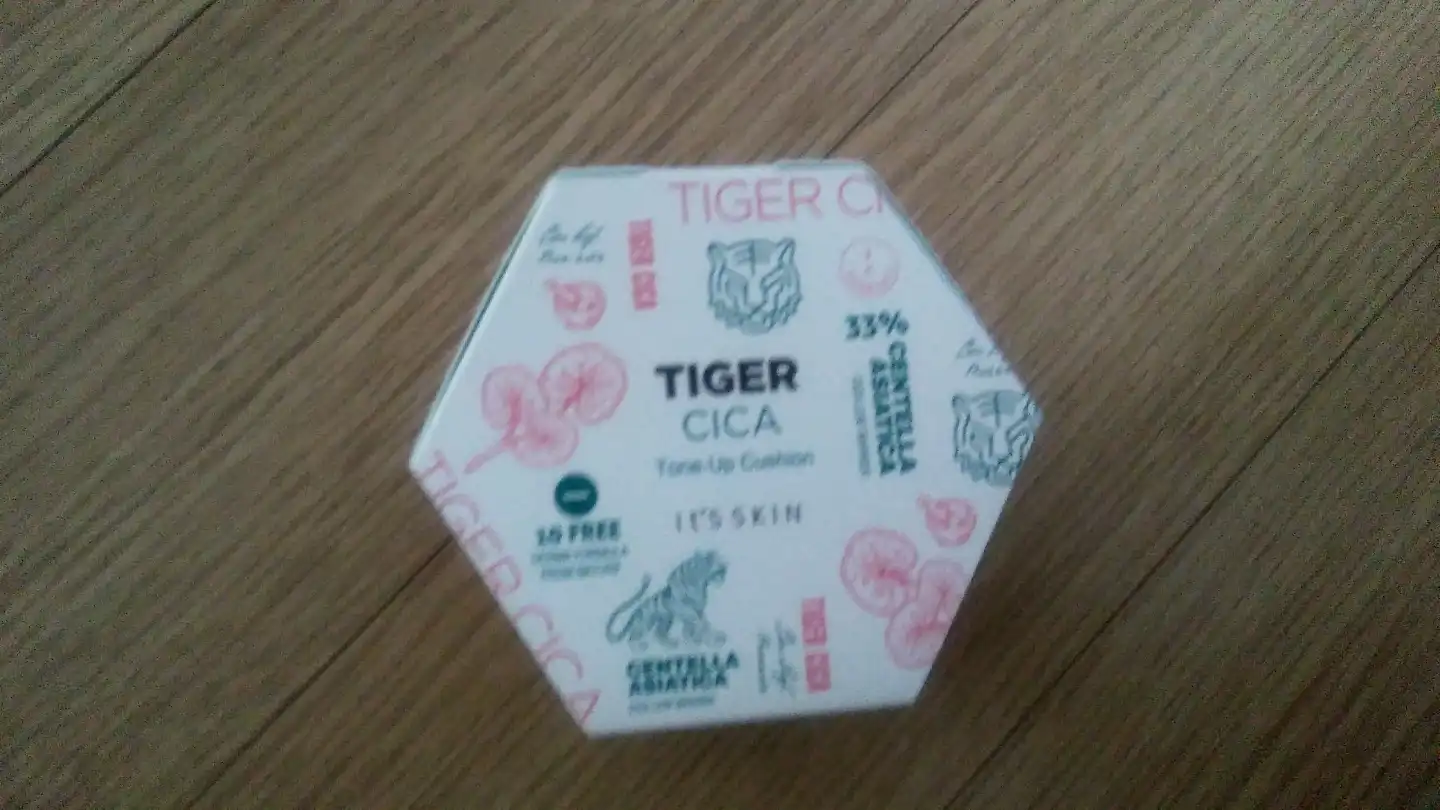 타이거 시카 톤업 쿠션