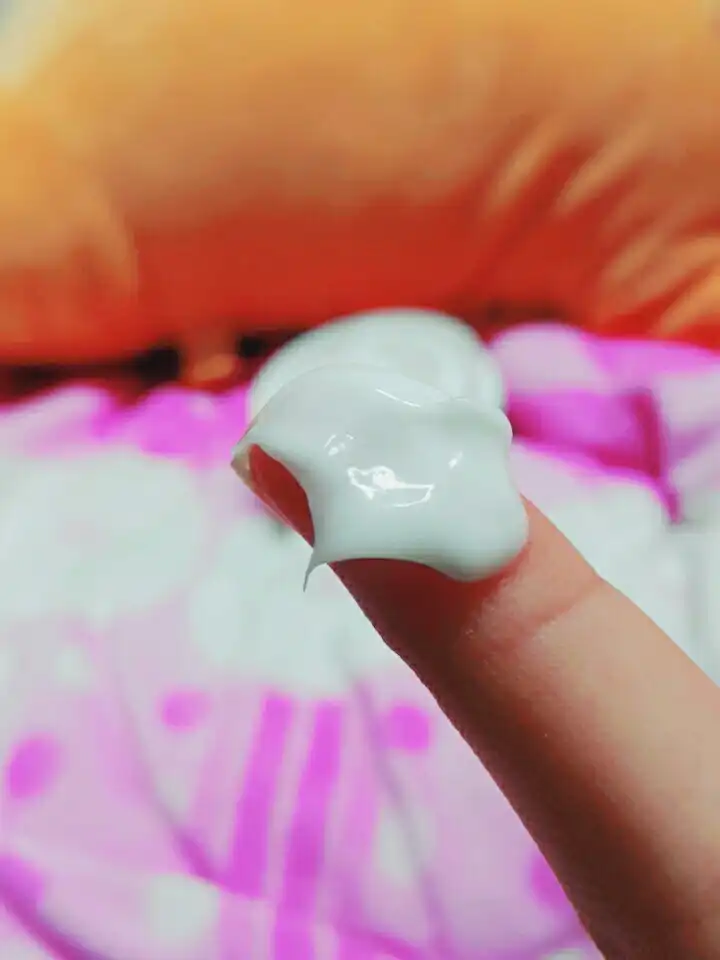 언니의파우치 리뷰 이미지 3 - [너리싱 수분크림]