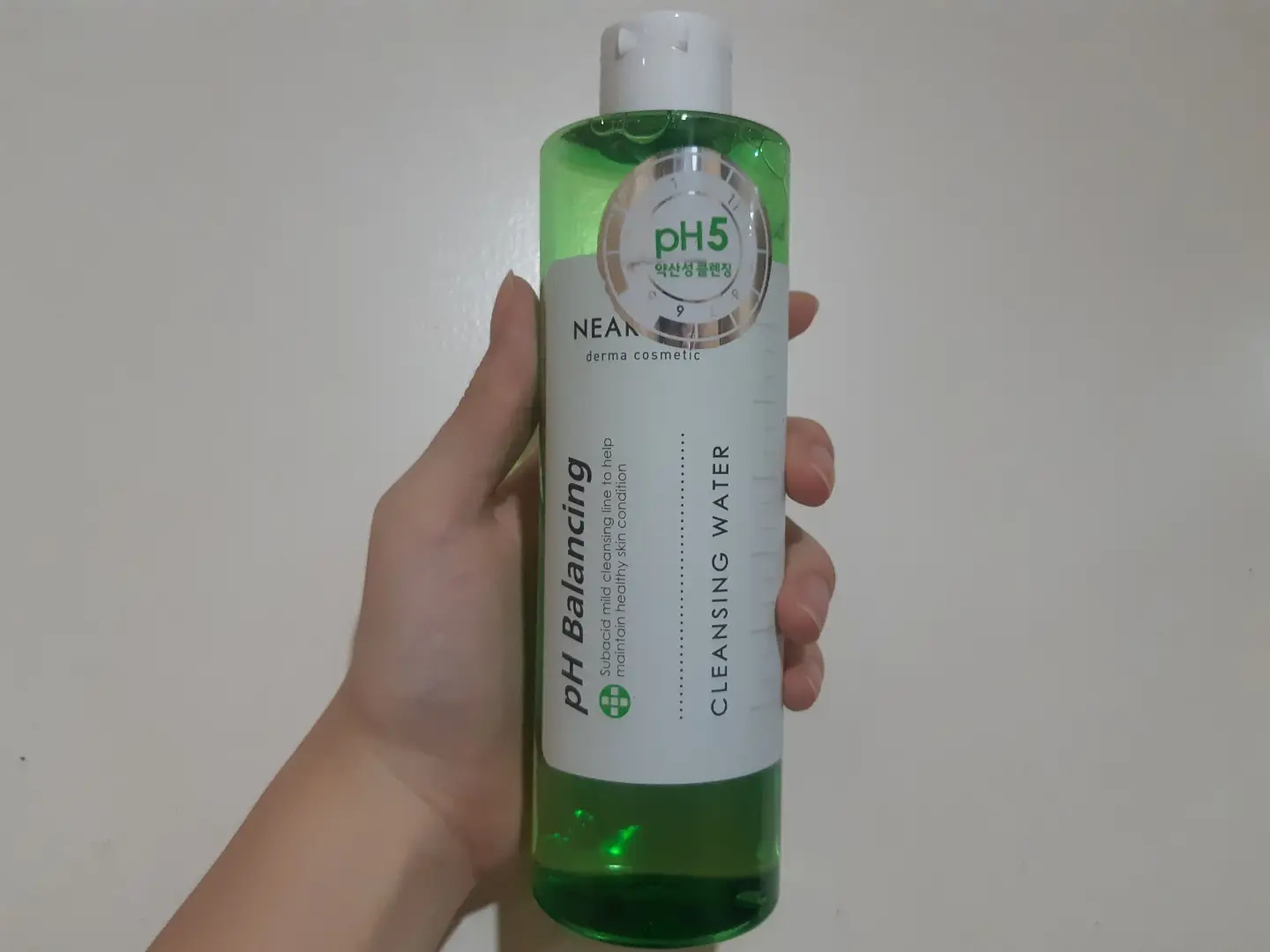 선택된 언니의파우치 리뷰 이미지 - [니어스킨 PH밸런싱 클렌징 워터]