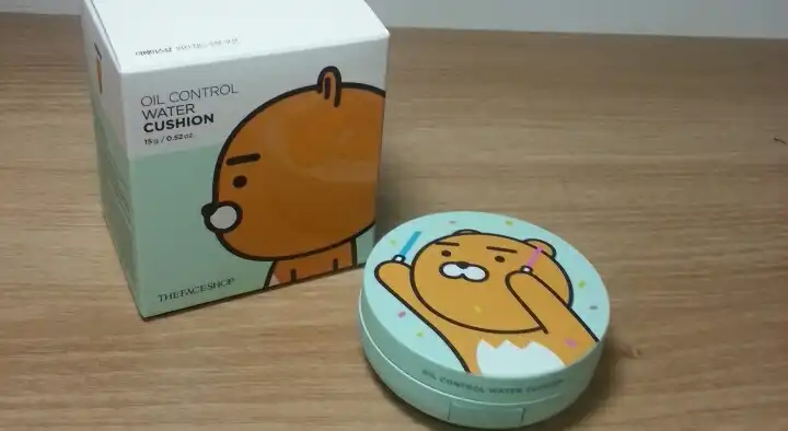  피지 잡는 수분 쿠션 [V201 애프리콧 베이지]