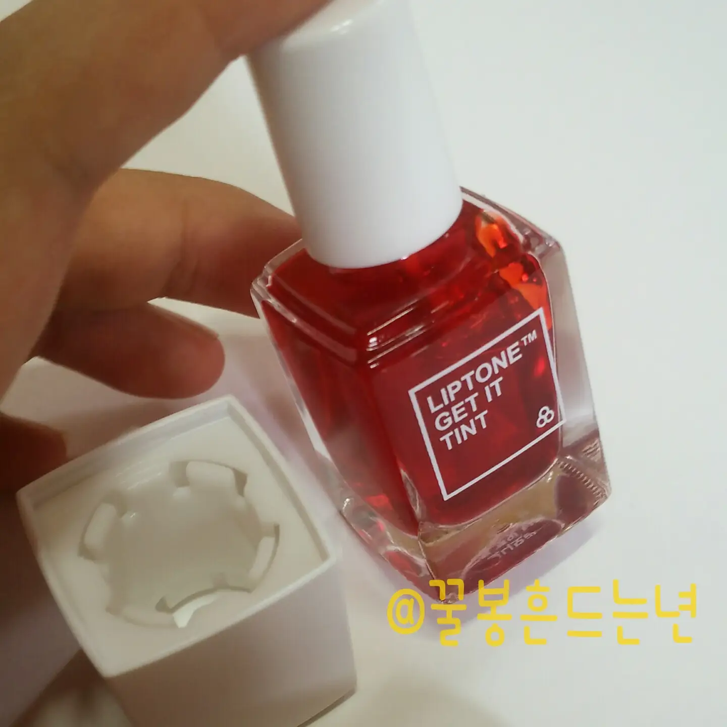 선택된 언니의파우치 리뷰 이미지 - [쿨링미 프루프 립톤 겟잇 틴트 [04 레드핫]]