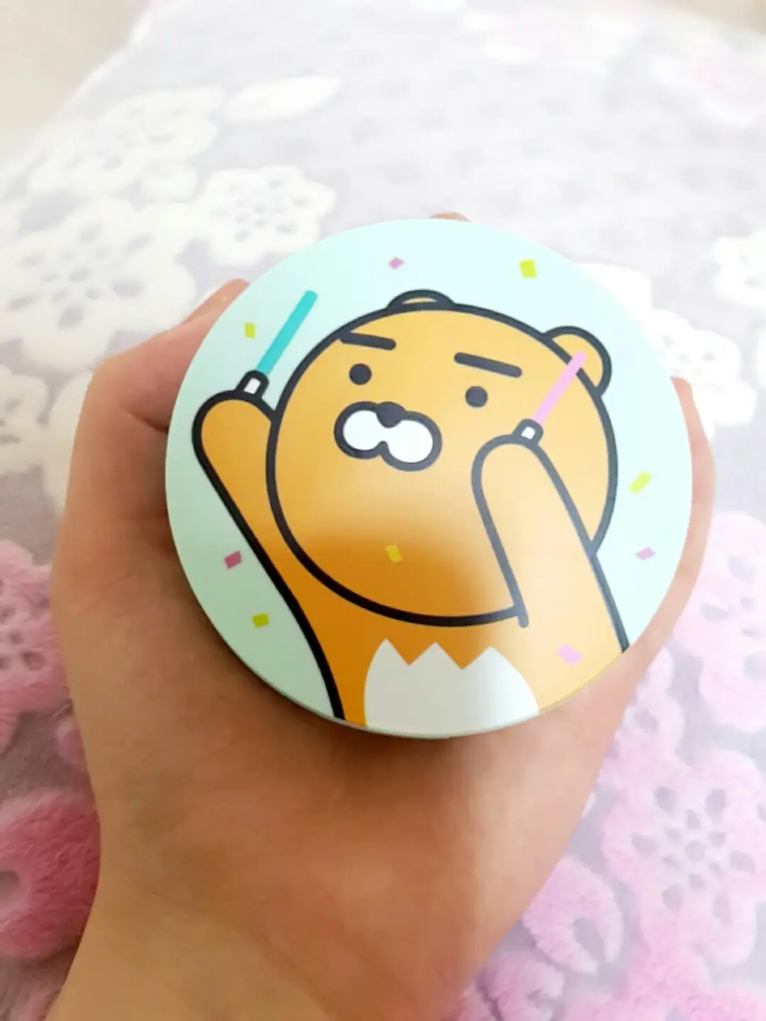 선택된 언니의파우치 리뷰 이미지 - [ 피지 잡는 수분 쿠션 [V201 애프리콧 베이지]]