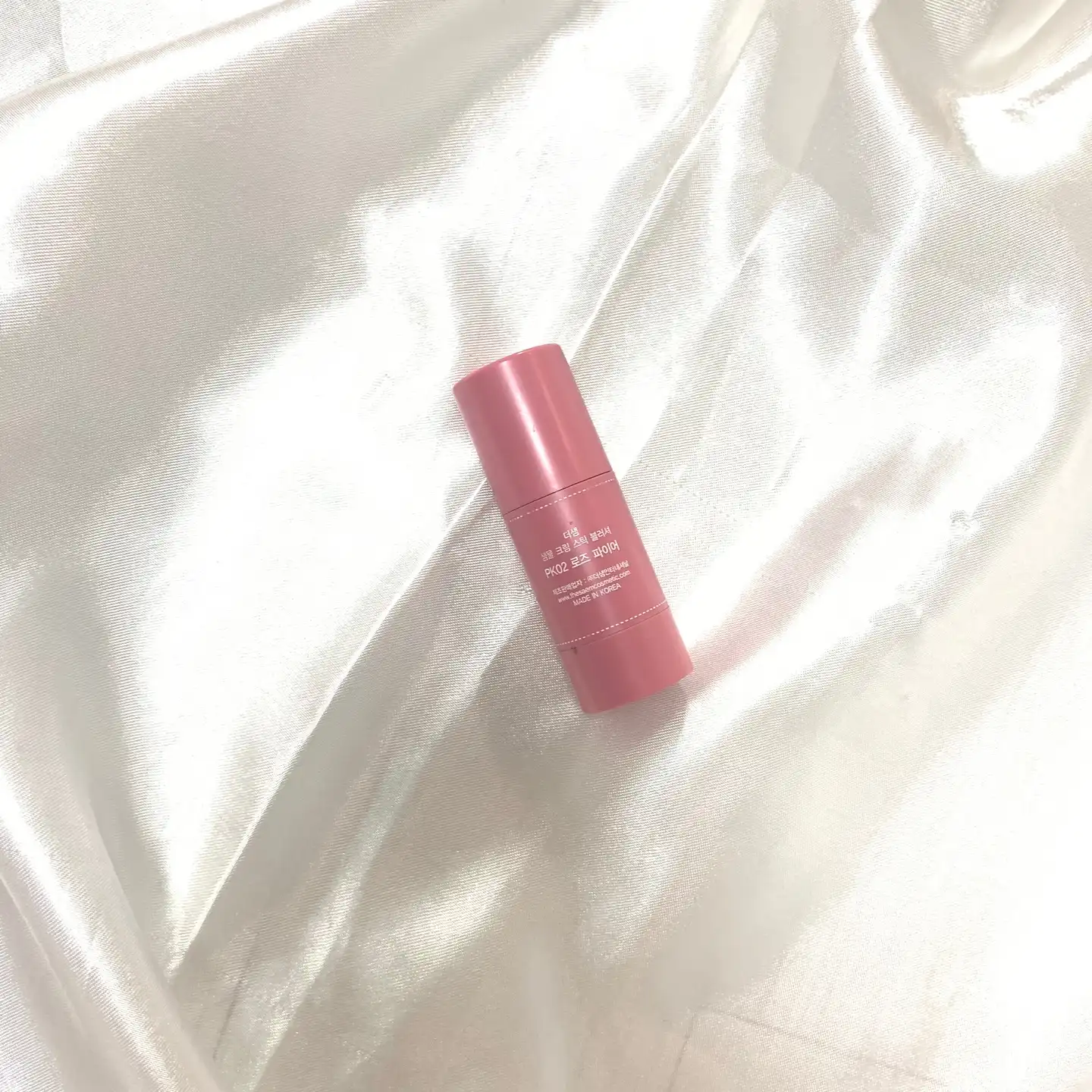 언니의파우치 리뷰 이미지 2 - [샘물 크림 스틱 블러셔 [PK02 로즈 파이어]]
