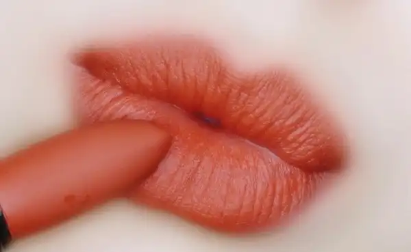 리얼웨이 벨벳 립스틱 [03호 웜 탠저린]