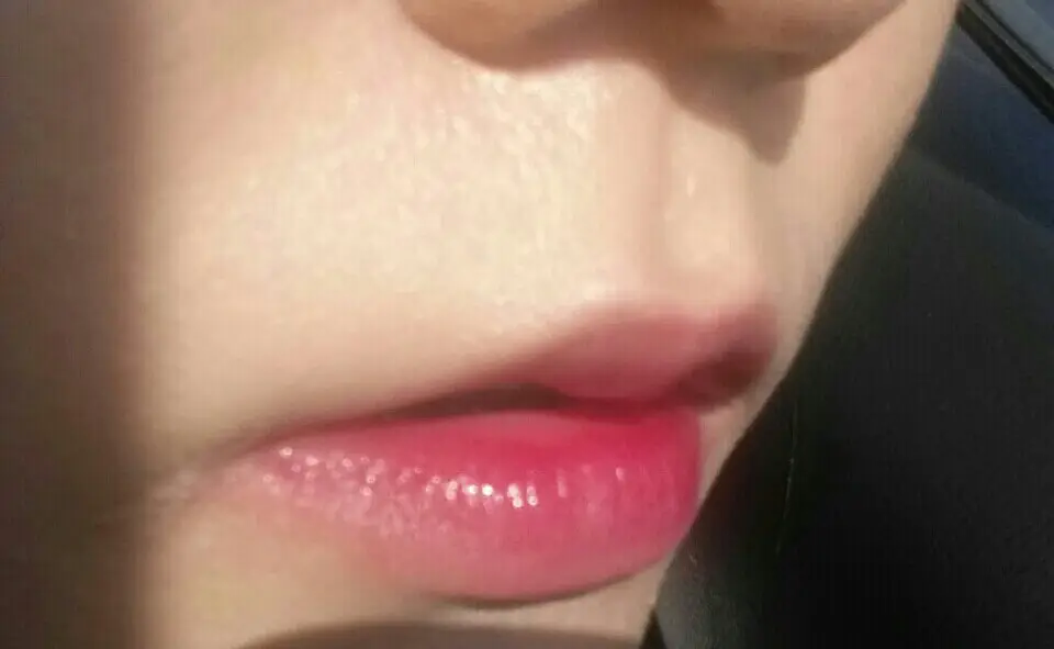 선택된 언니의파우치 리뷰 이미지 - [루쥬 뷔르 꾸뛰르 베르니 아 레브르(11)]