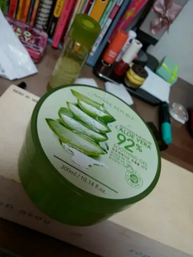 선택된 언니의파우치 리뷰 이미지 - [수딩 앤 모이스처 알로에베라 92% 수딩젤]