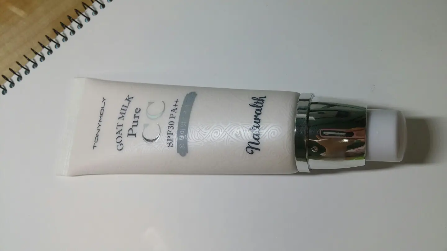 선택된 언니의파우치 리뷰 이미지 - [내추럴스 산양유 맑은 씨씨크림 SPF30 PA++ (퓨어밀크)]