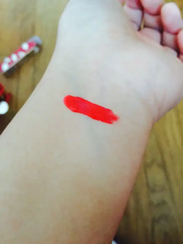 틴티드 러브 글로우 틴트 01 Redsome