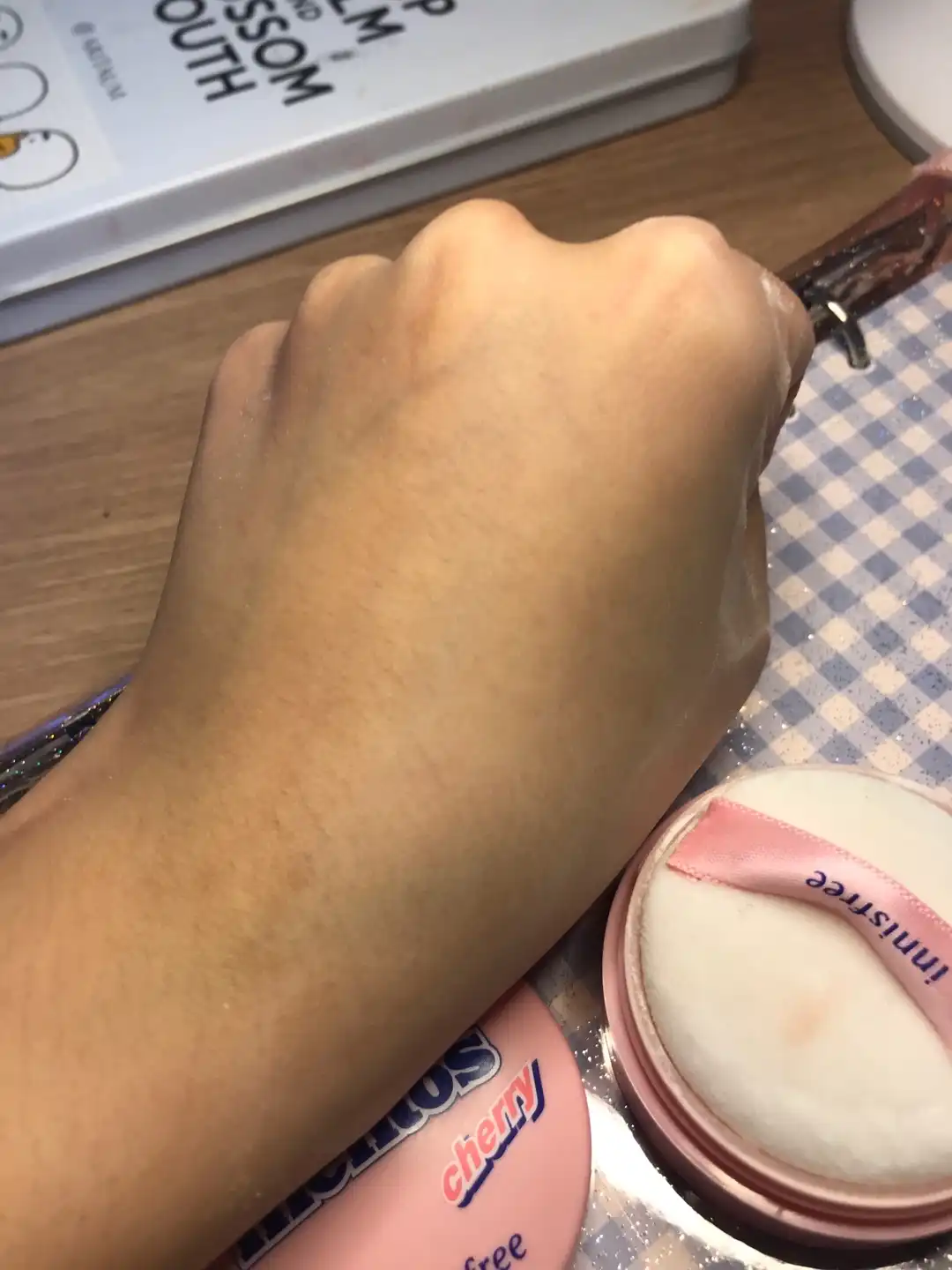언니의파우치 리뷰 이미지 4 - [노세범 멘토스 에디션 미네랄 파우더 [5호 체리]]