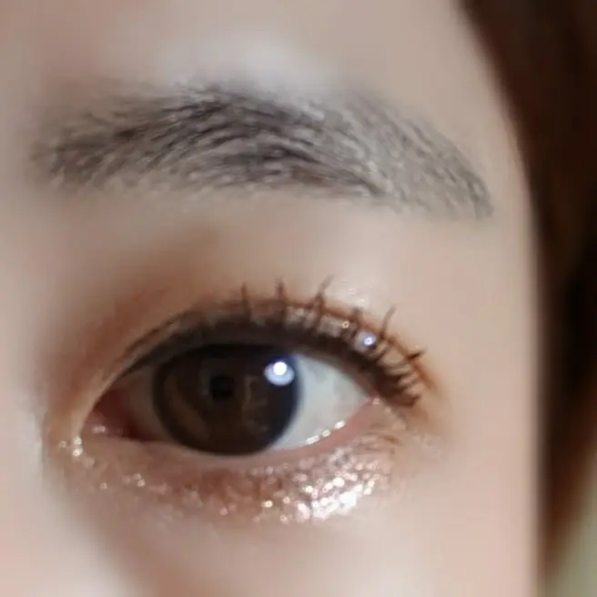 선택된 언니의파우치 리뷰 이미지 - [오로라 트윙클 아이글리터 [01 밀키 블링]]
