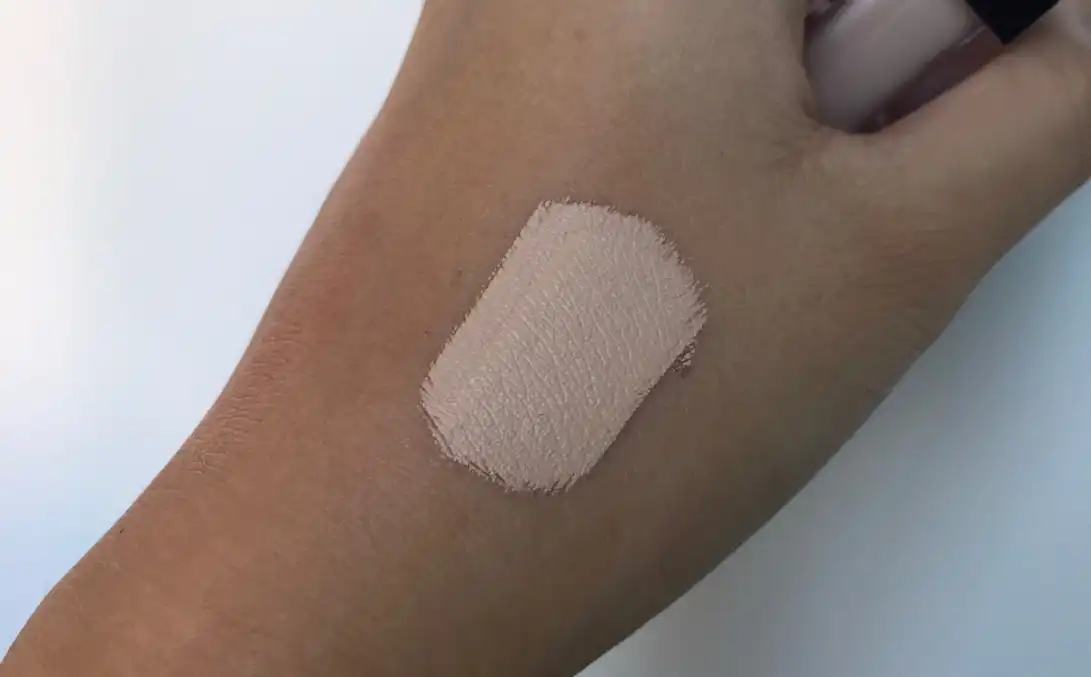 롱래스팅 팁 컨실러 [02호 내추럴 베이지]