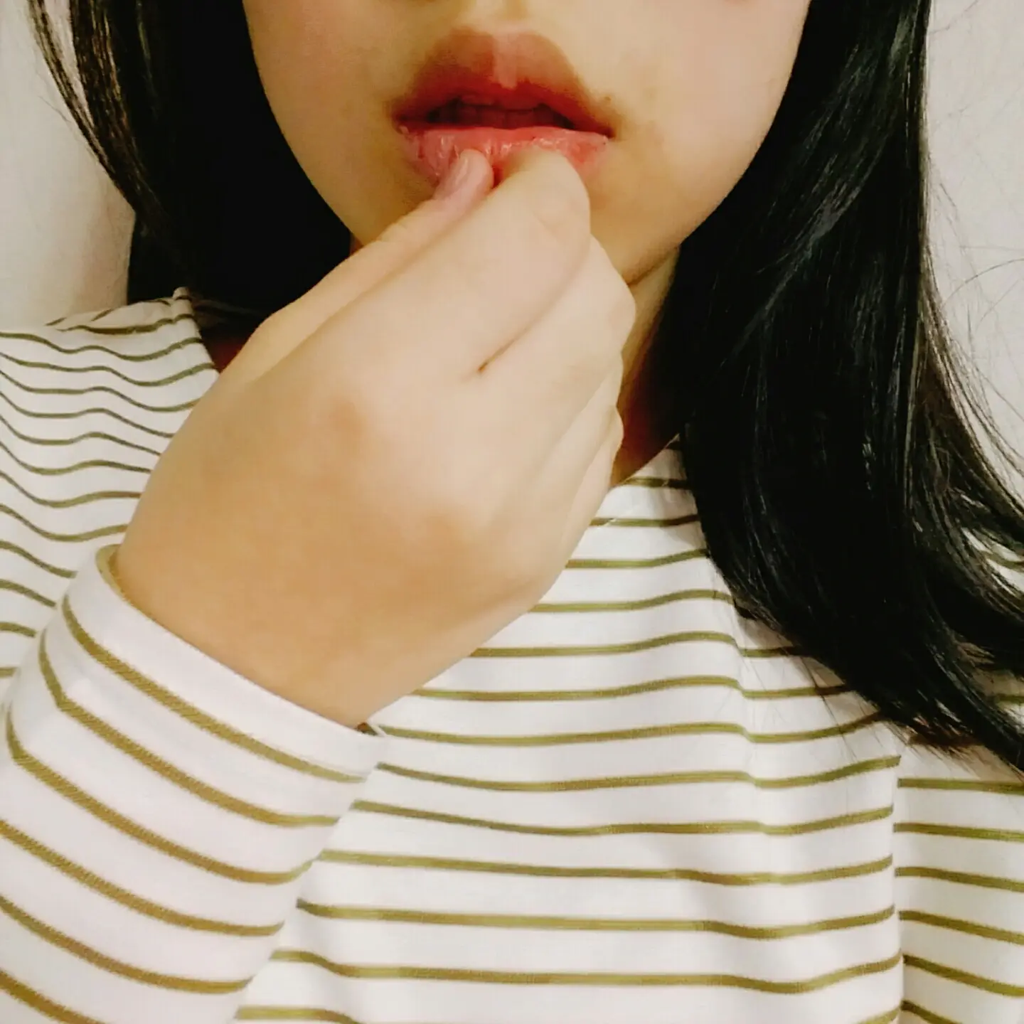 선택된 언니의파우치 리뷰 이미지 - [언파 부비부비 버블 립 스크럽 (10ml)]