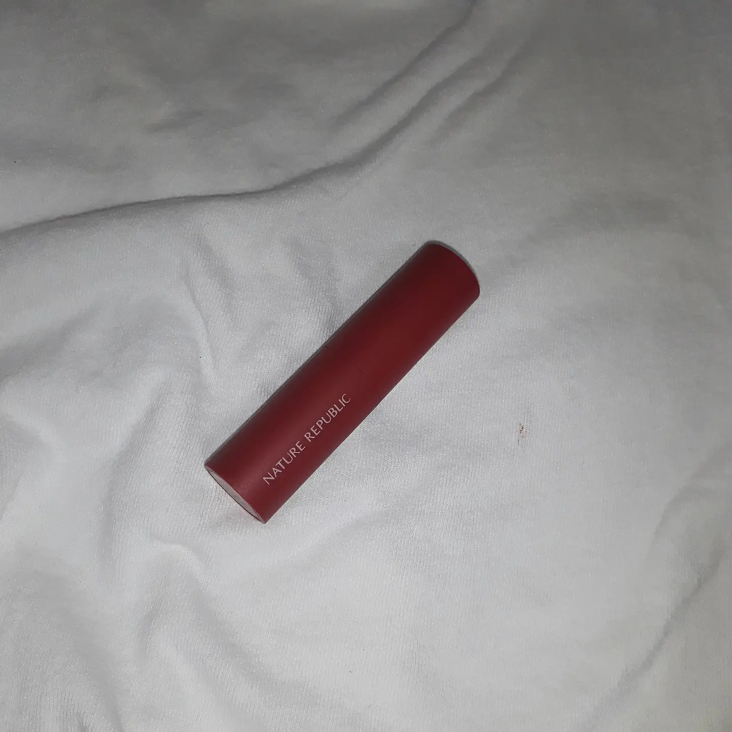 선택된 언니의파우치 리뷰 이미지 - [리얼 매트 립스틱 [01 리얼 레드]]