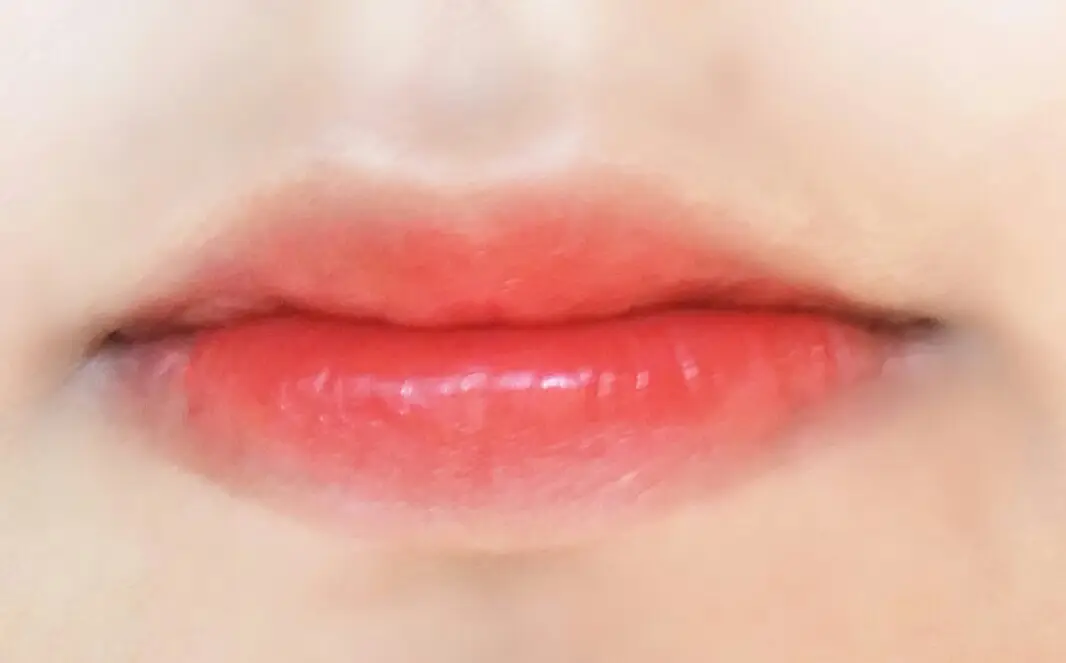 선택된 언니의파우치 리뷰 이미지 - [물방울 틴트 스틱 02 물방울 석류]