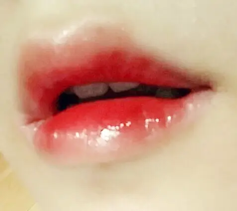 선택된 언니의파우치 리뷰 이미지 - [아쿠아 틴티드루즈 06.코랄레드]