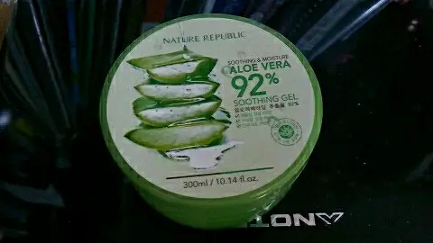 선택된 언니의파우치 리뷰 이미지 - [수딩 앤 모이스처 알로에베라 92% 수딩젤]