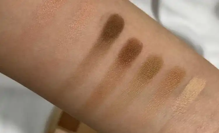 홀리몰리 레이어 팔레트 [데이 애프터 데이]