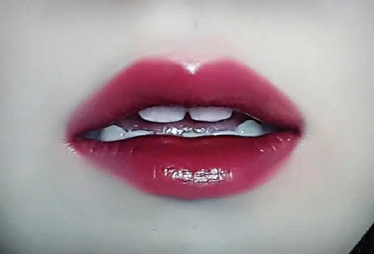 선택된 언니의파우치 리뷰 이미지 - [컬러 래스팅 틴트 15호 고담레드]