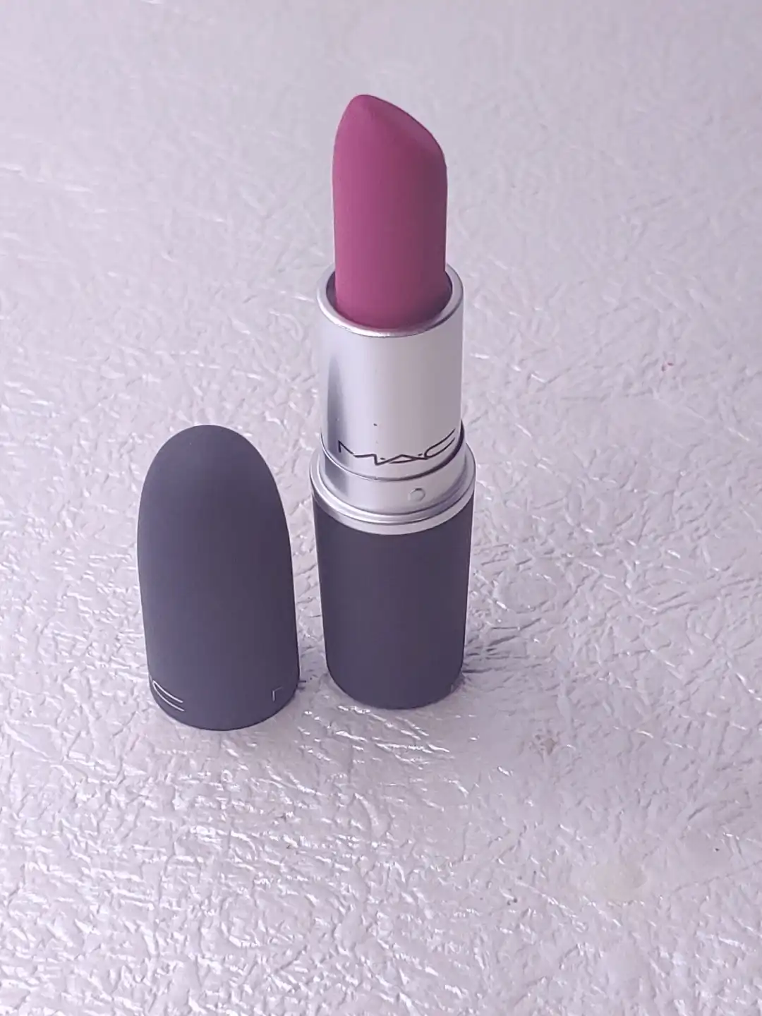 언니의파우치 리뷰 이미지 2 - [파우더 키스 립스틱 [벨벳펀치]]