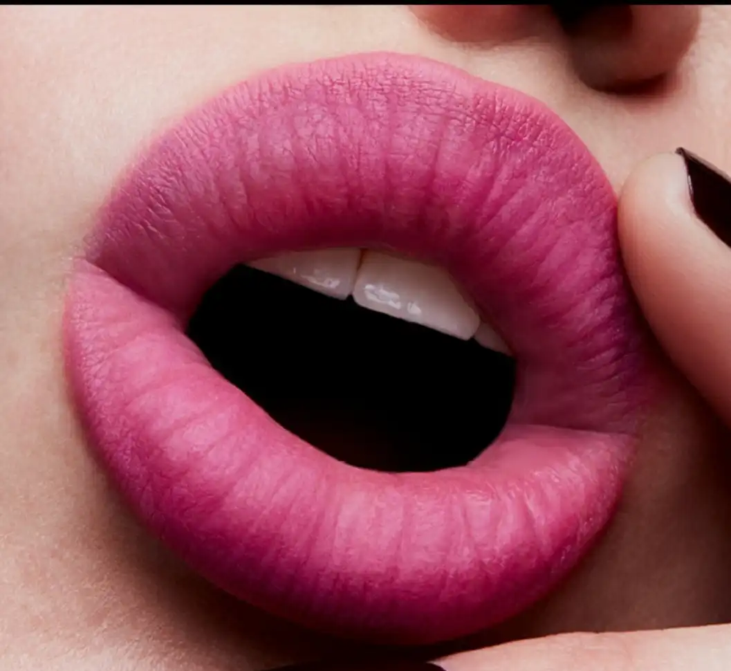 언니의파우치 리뷰 이미지 5 - [파우더 키스 립스틱 [벨벳펀치]]