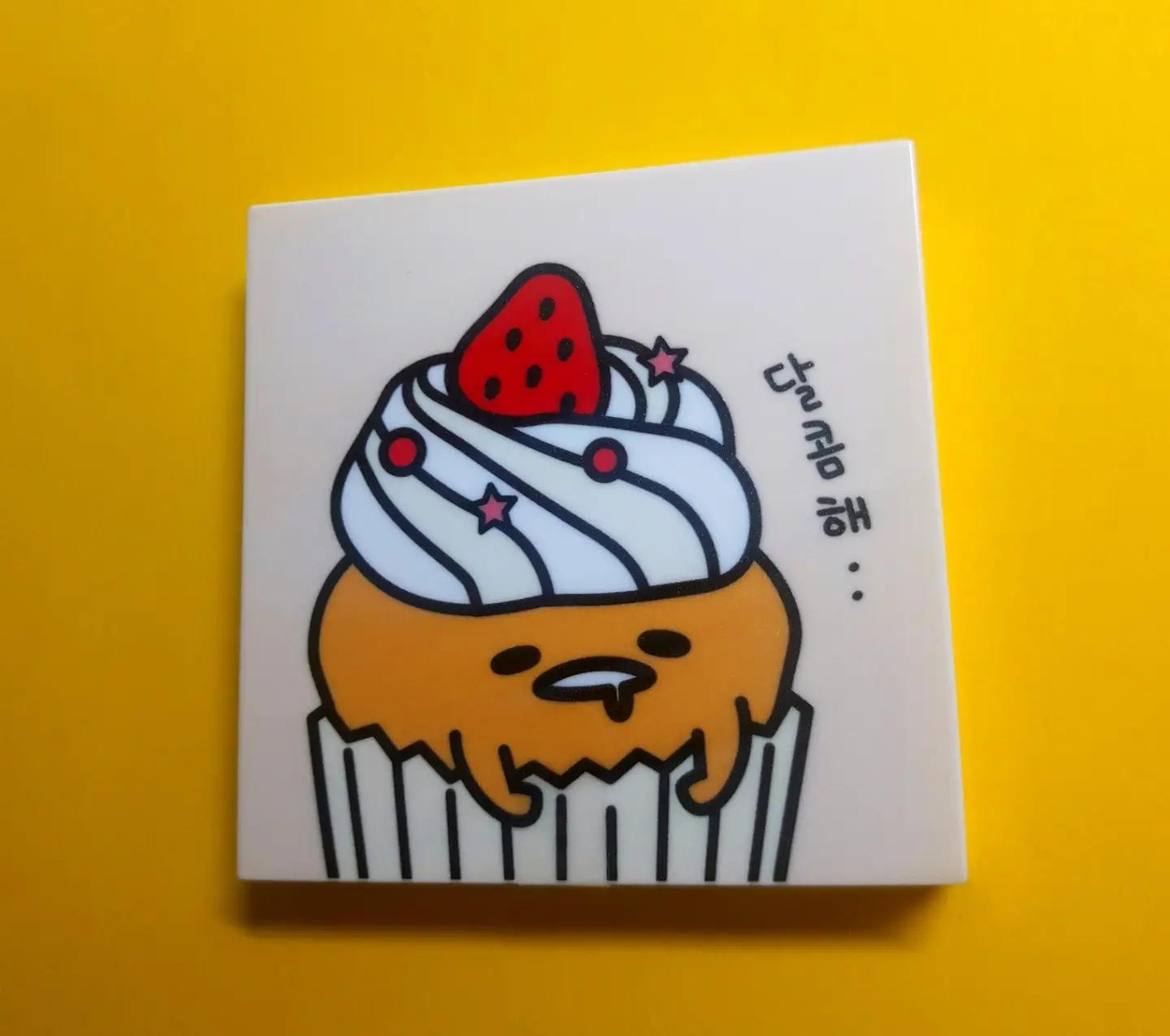 선택된 언니의파우치 리뷰 이미지 - [구데타마 ver2 컵케익 아이섀도우 [1호 레드벨벳]]